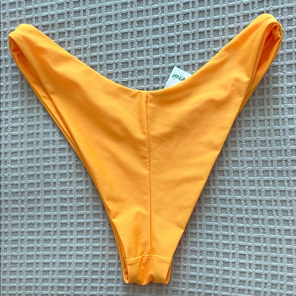Aerie Vibrant Orange Cheekier Bottom - Picture 4 of 5
